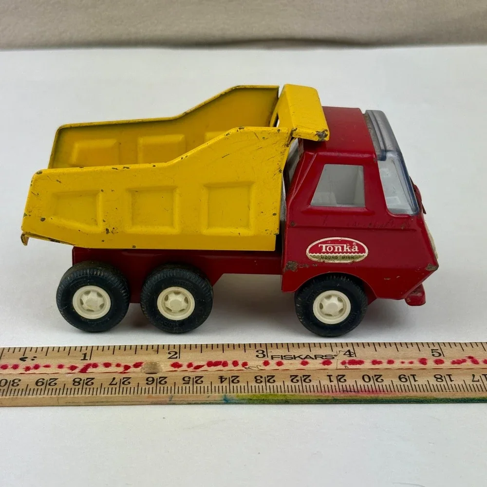 Vintage 1960s TONKA DUMP TRUCK 5